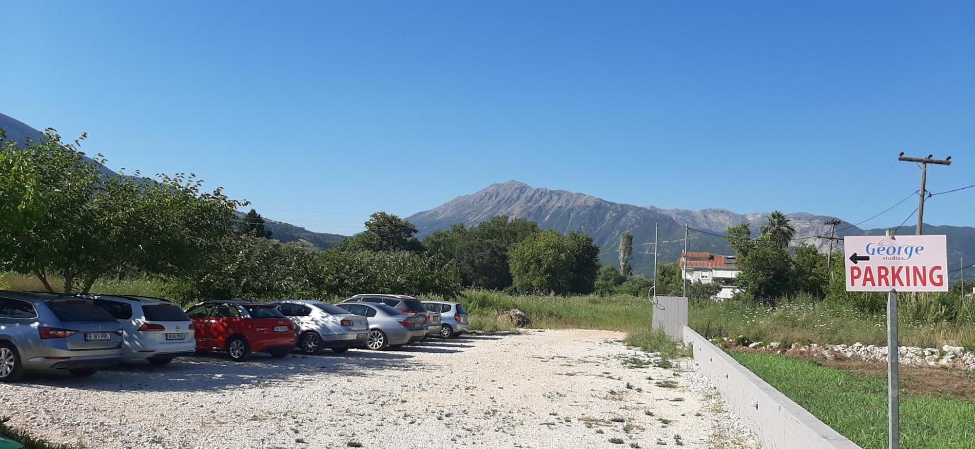George Studios Vasiliki Exteriör bild